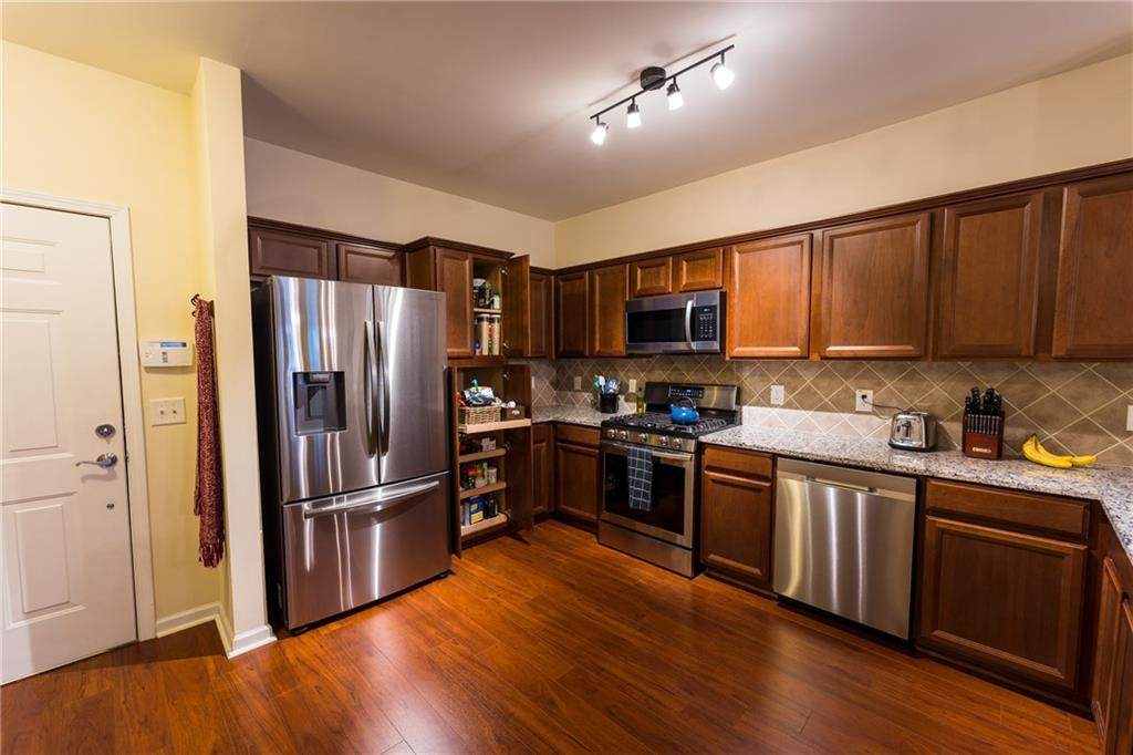4805 Village Way - Photo 1
