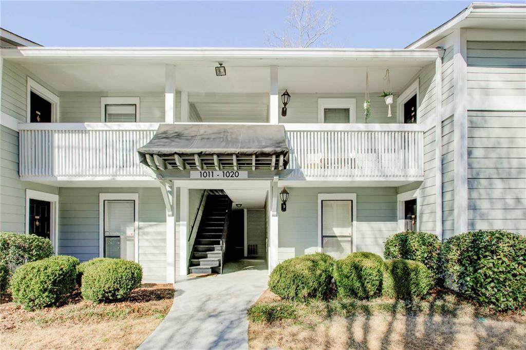 1015 Summit North Drive - Photo 1
