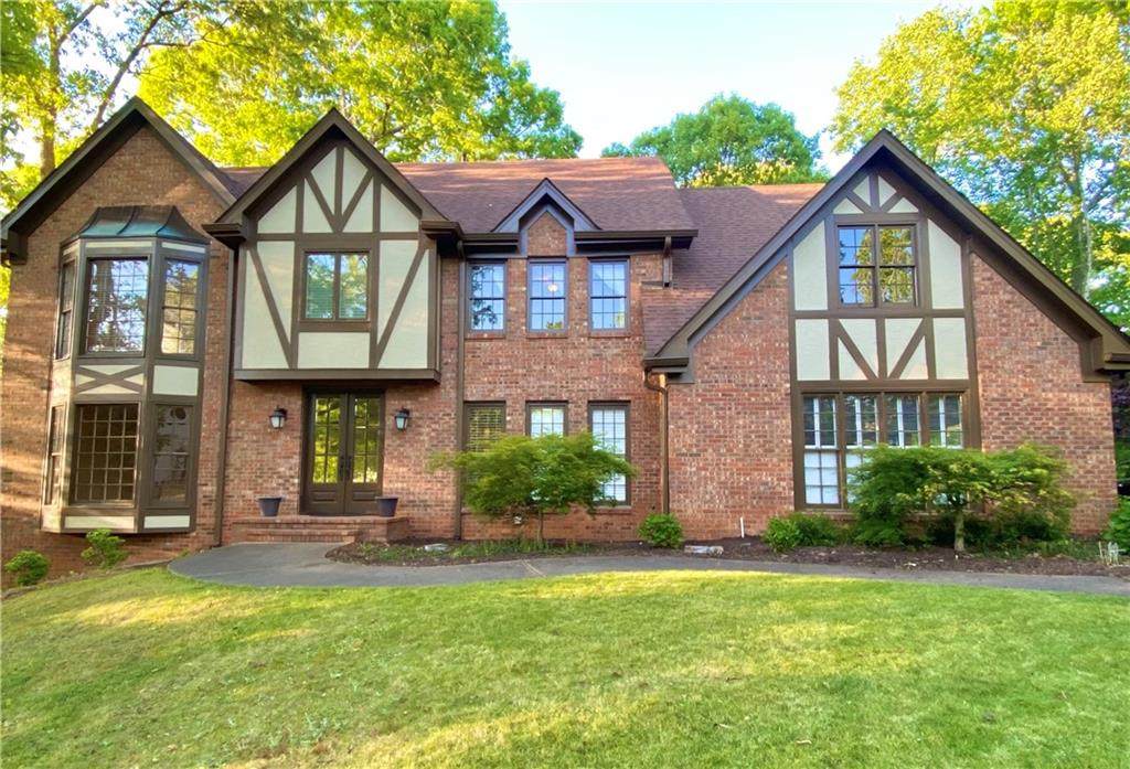 2560 Whisper Wind Court - Photo 1