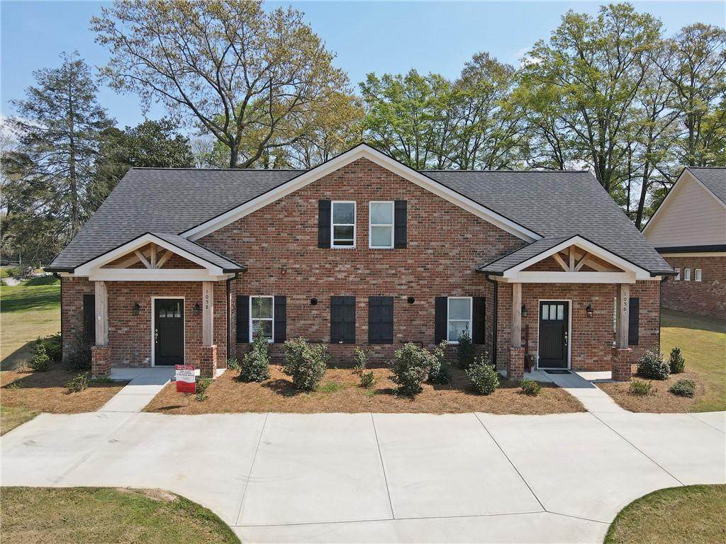 1056 Enota Avenue - Photo 1