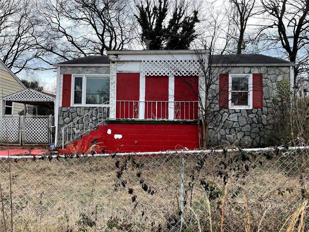 248 Upshaw Street - Photo 1