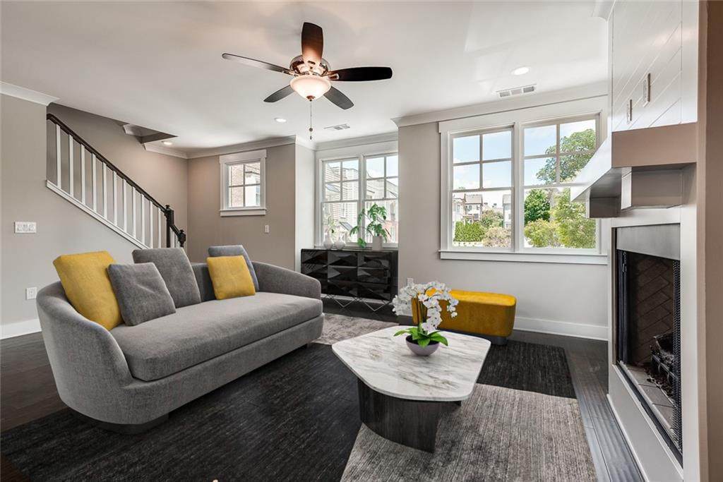 6055 Cushing Circle - Photo 1