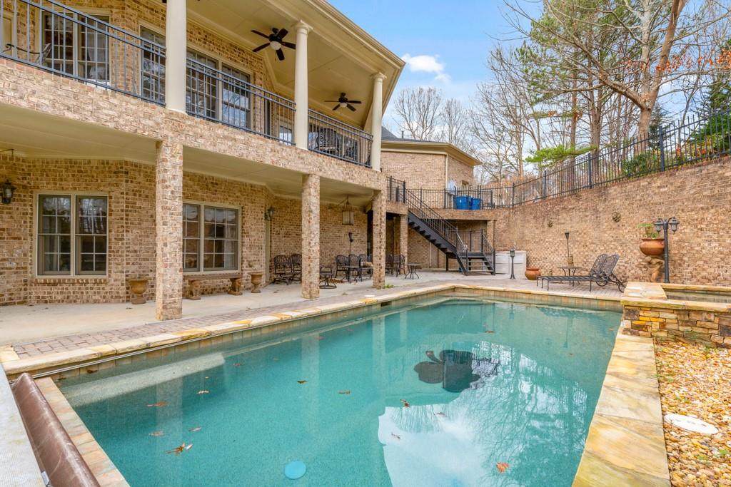 5707 Allee Way - Photo 1