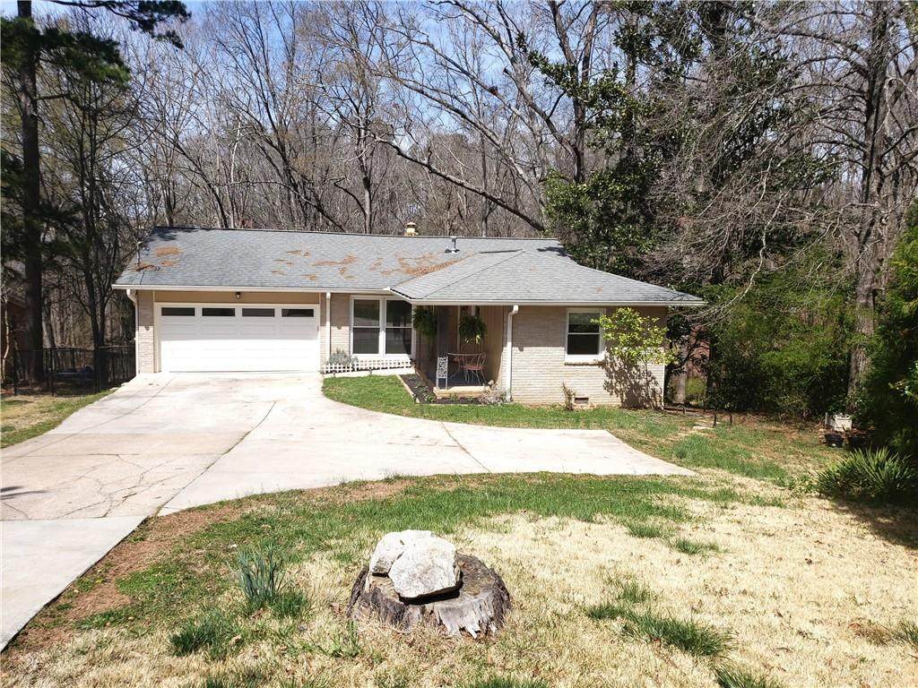 730 Honeysuckle Road - Photo 1
