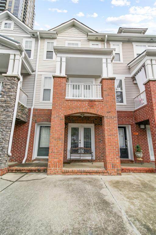 221 16th Street - Photo 1