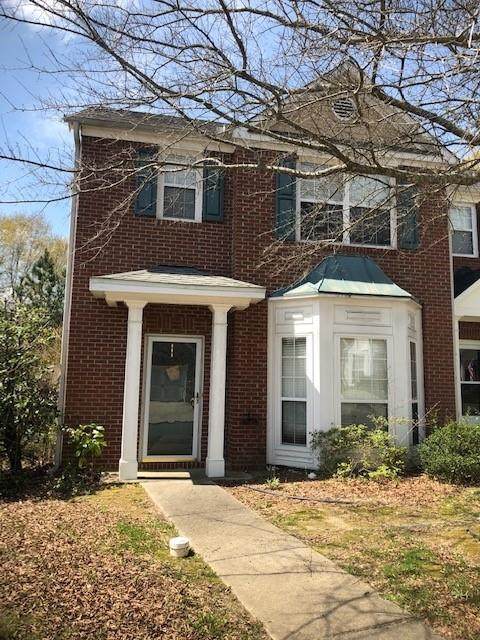 4901 Robinson Square Drive - Photo 1