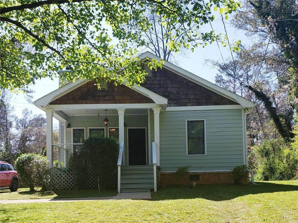1631 Pinehurst Drive - Photo 1