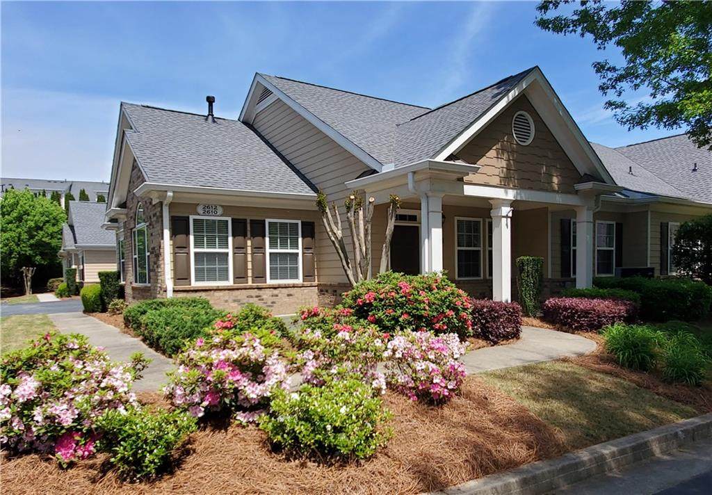 2610 Grapevine Circle - Photo 1