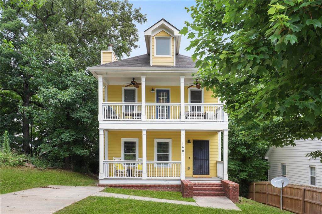 1401 Rome Drive - Photo 1