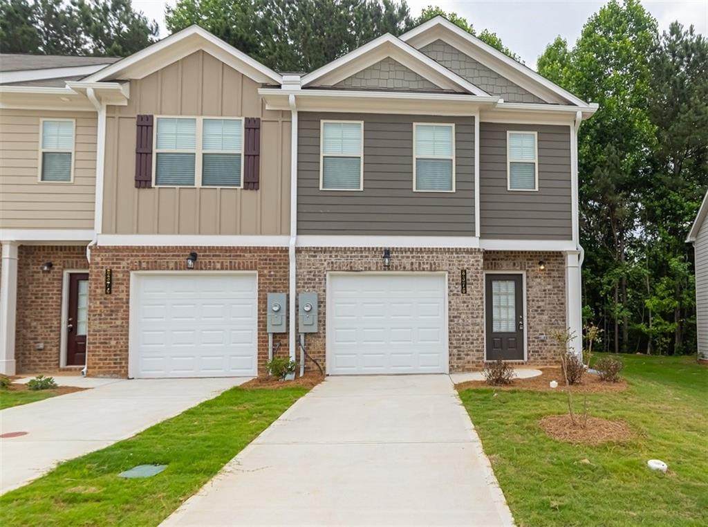 8376 Douglas Trail - Photo 1