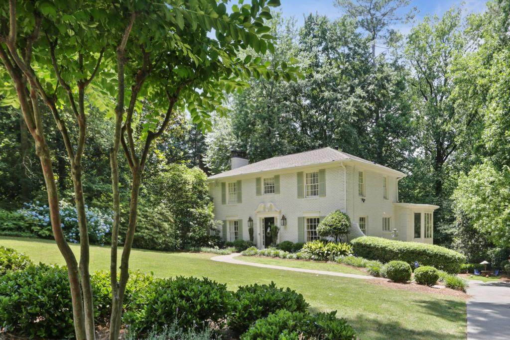 2636 Brookdale Drive - Photo 1