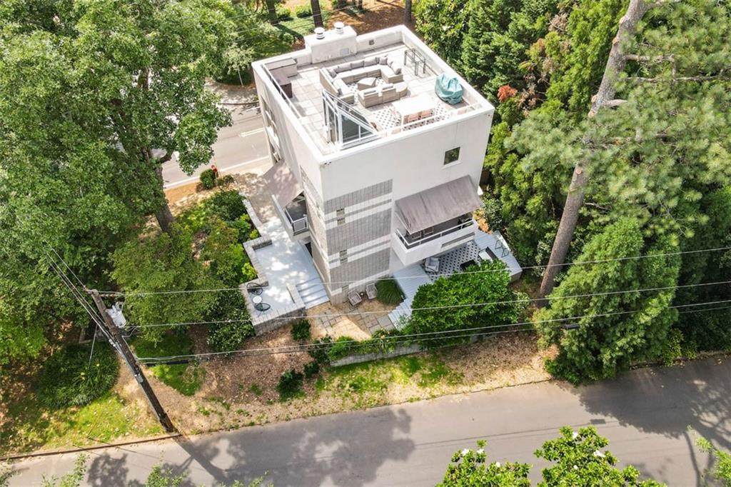 4427 Powers Ferry Road - Photo 1