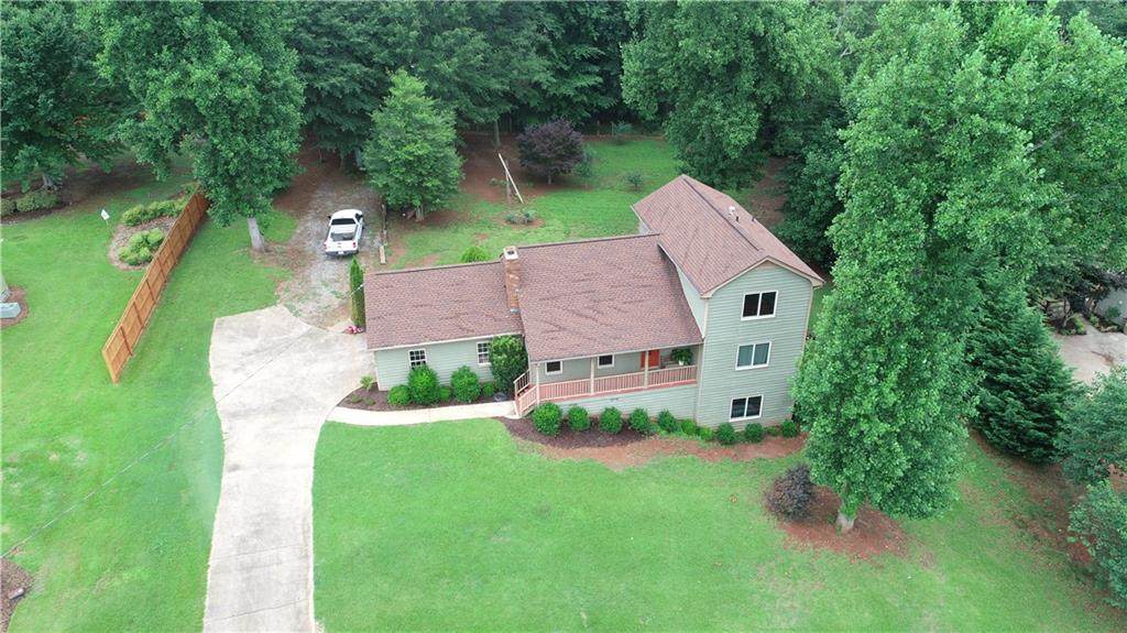 706 Pine Lake Drive - Photo 1