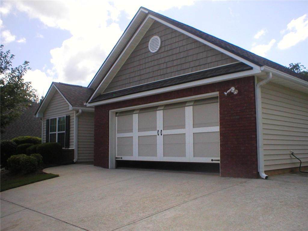 914 Stone Creek Court - Photo 1