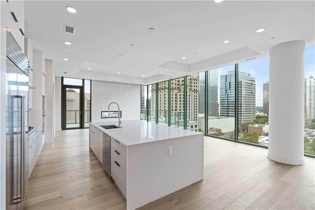 40 12th Street - Photo 1