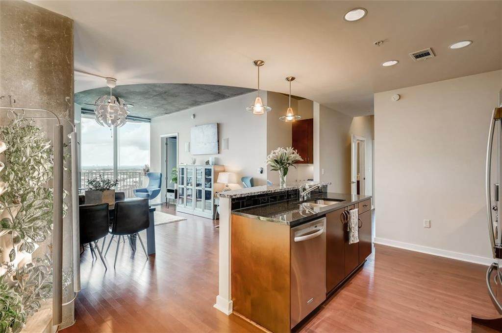400 Peachtree Street - Photo 1