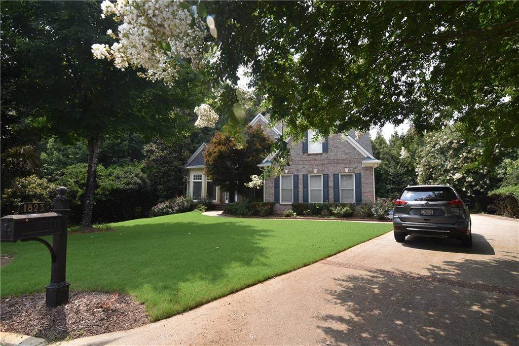 1823 Glen Cedars Court - Photo 1