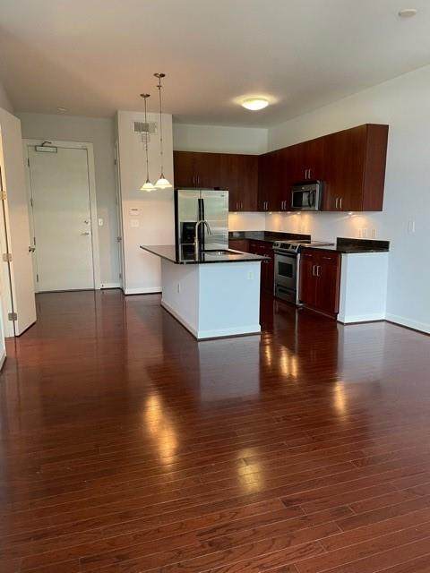 711 Cosmopolitan Drive - Photo 1