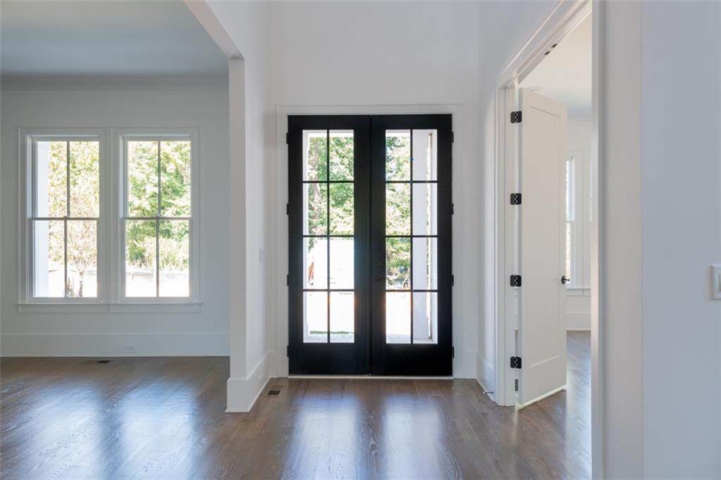 4550 Eastwood Trail - Photo 1