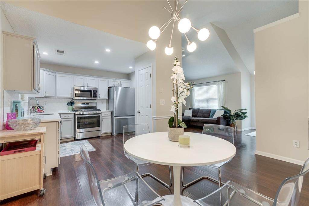 3324 Mcintosh Lane - Photo 1