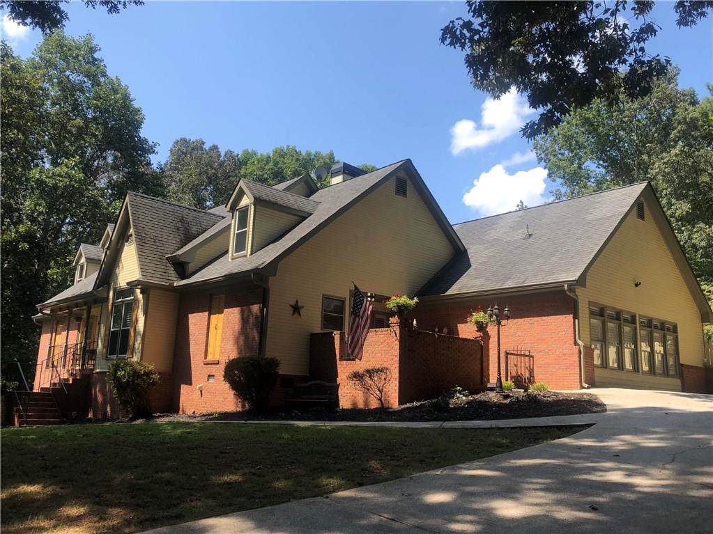 6035 Hemlock Court - Photo 1