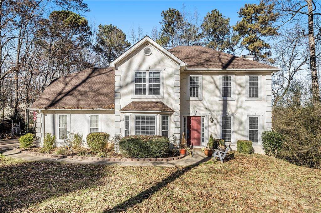 220 Hamilton Drive - Photo 1