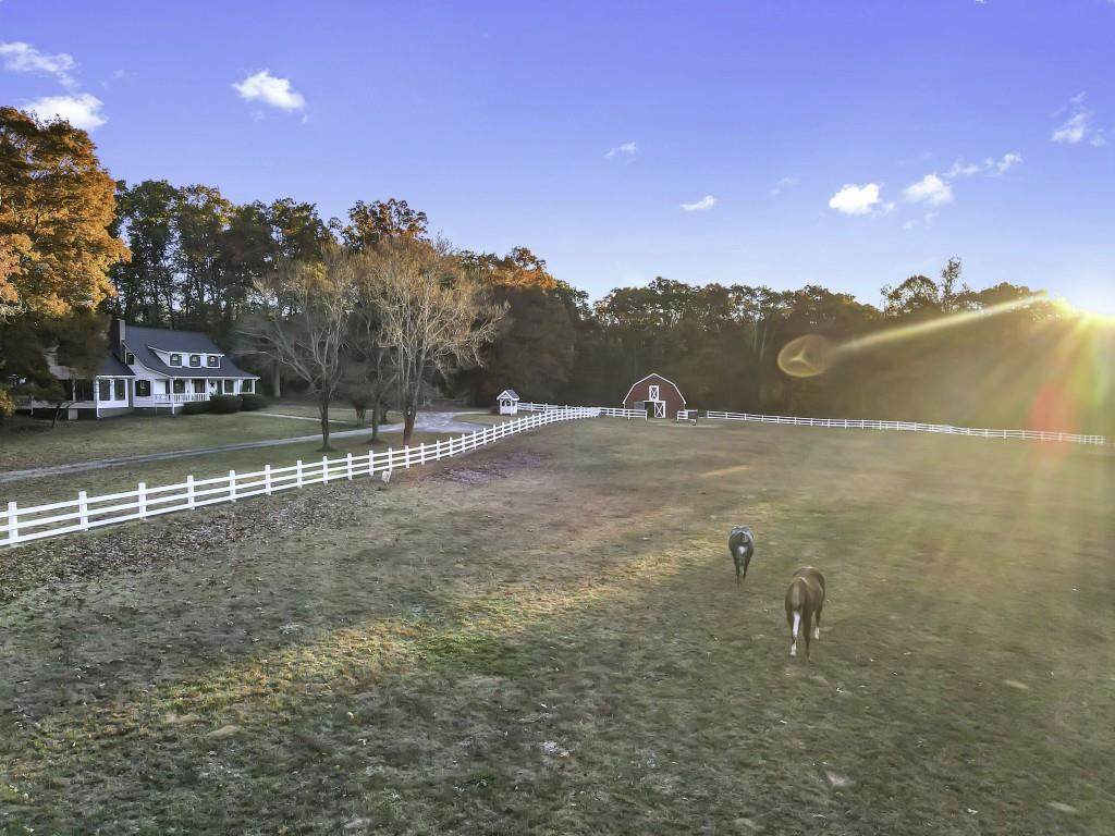 3019 Highway 138 - Photo 1