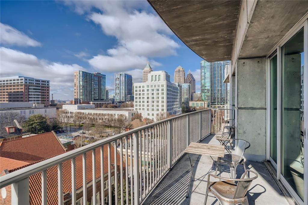 943 Peachtree Street - Photo 1