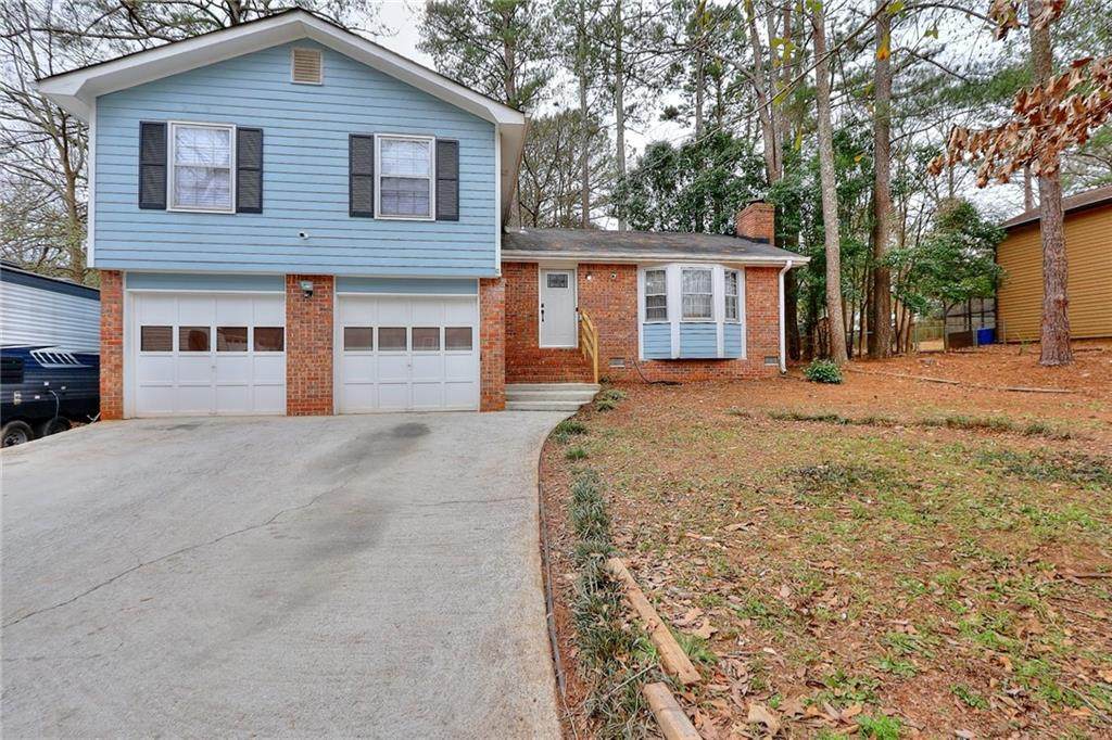 565 Greenview Avenue - Photo 1