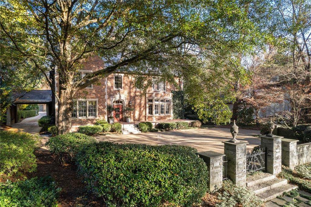 2943 Habersham Road - Photo 1
