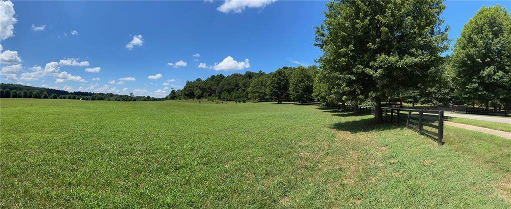 145 Woodhaven Lane - Photo 1