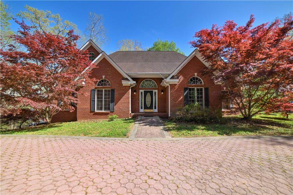 375 Stowers Drive - Photo 1