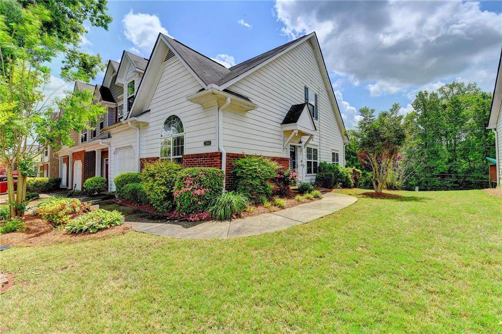 2366 Suwanee Pointe Drive - Photo 1