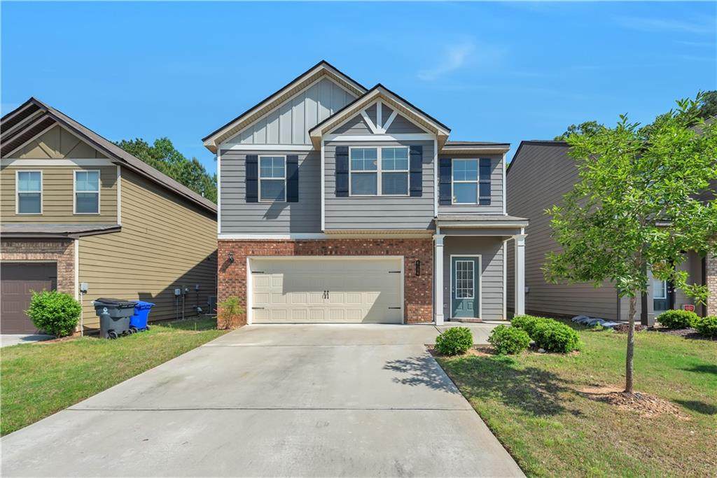 4504 Ravenwood Drive - Photo 1