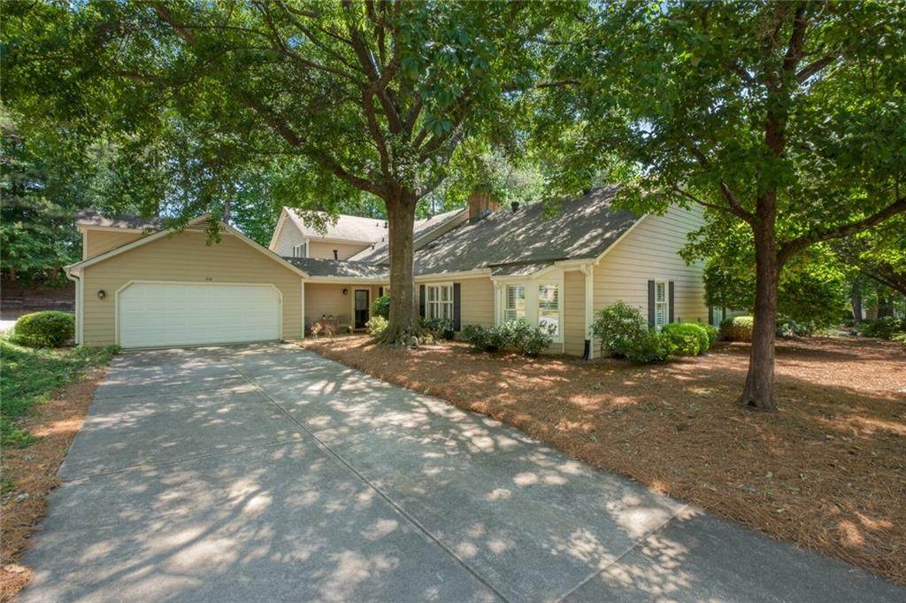 108 Great Oaks Lane - Photo 1