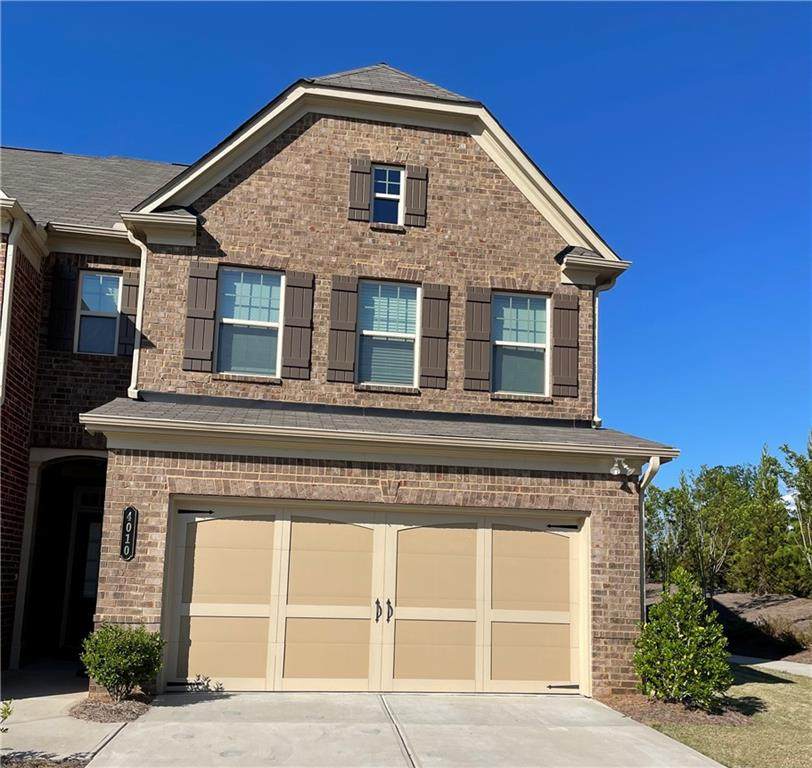 4010 Bryton Trace Drive - Photo 1