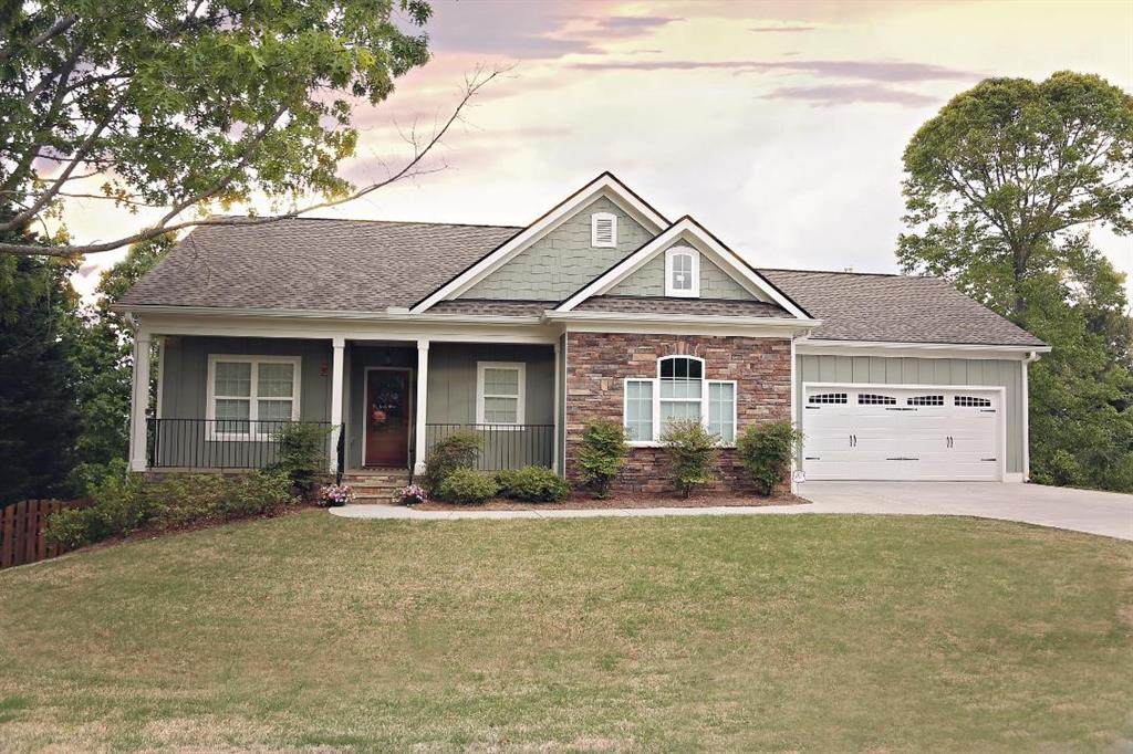 540 Hunters Ridge - Photo 1