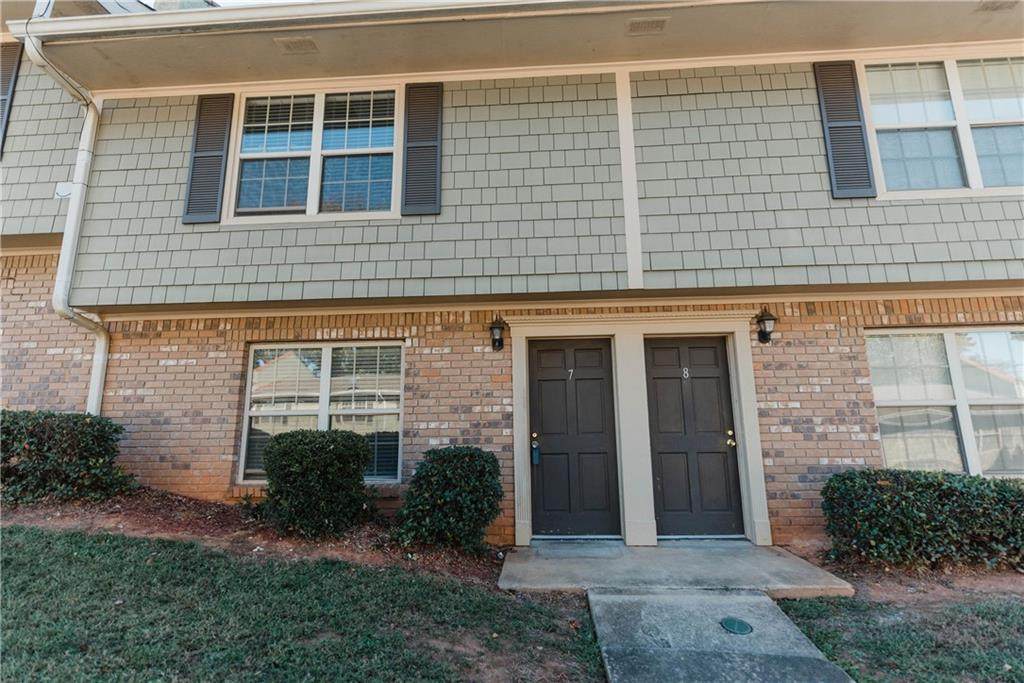 7 Villa Court - Photo 1