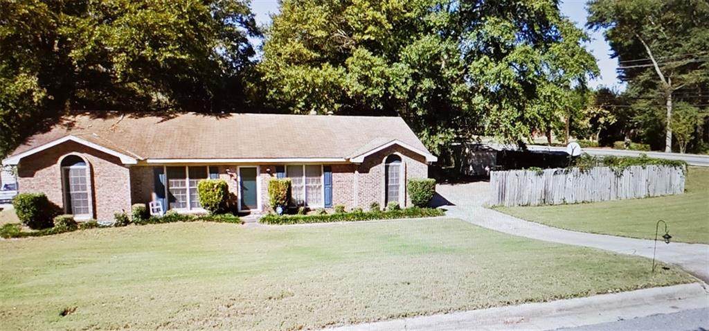 571 Chandler Drive - Photo 1