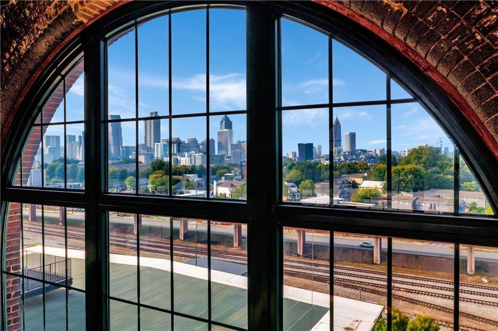 170 Boulevard - Photo 1