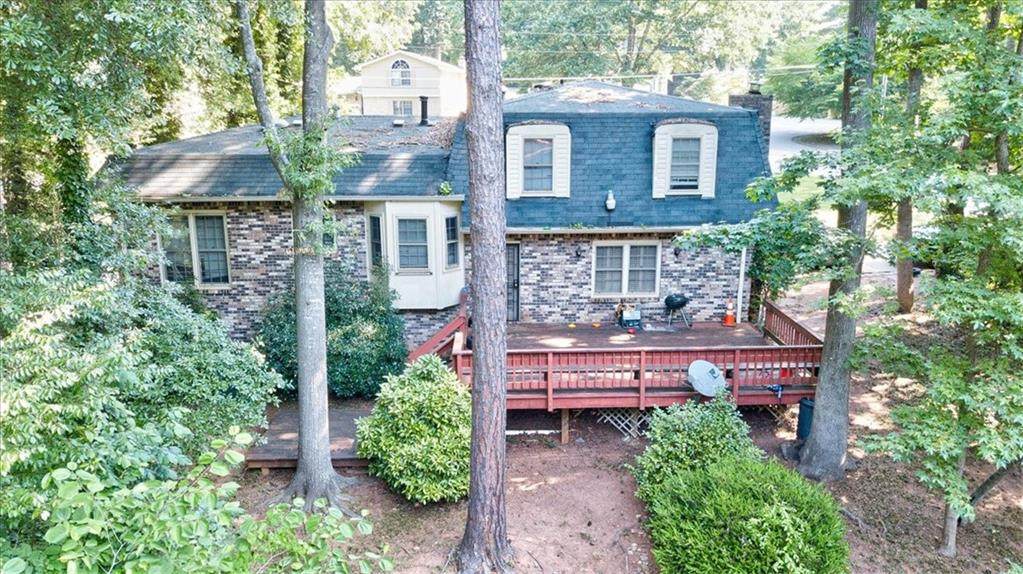 4695 Hardwood Road - Photo 1