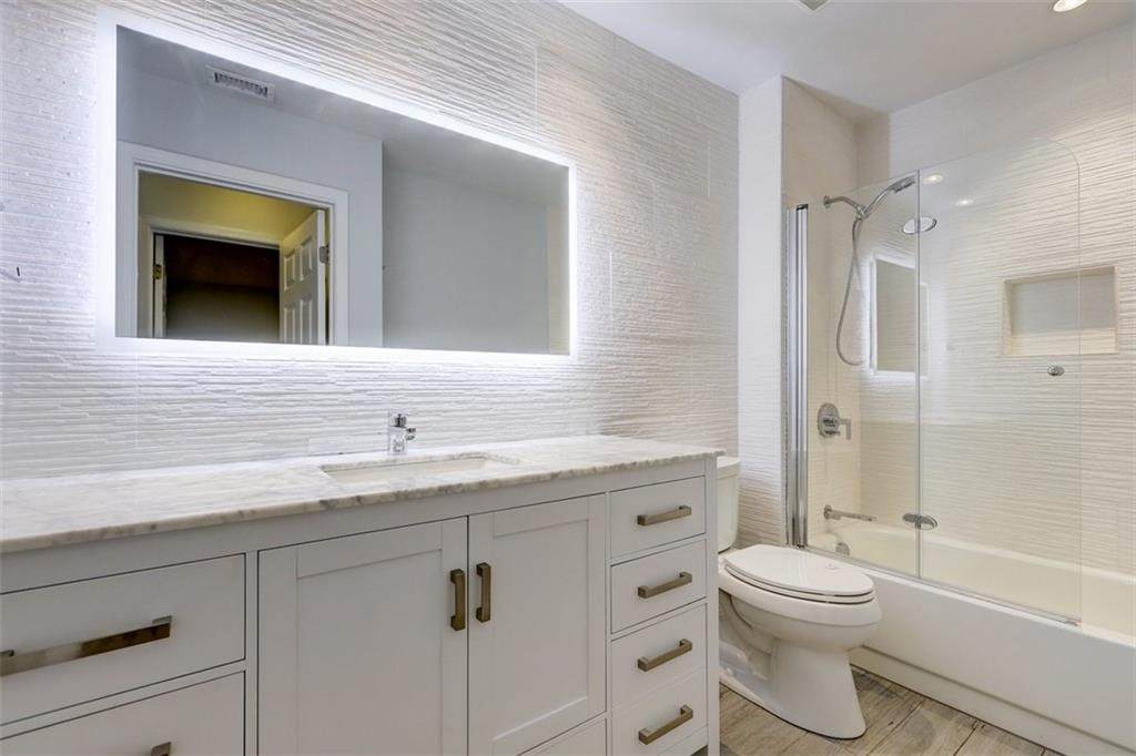 28 Saint Claire Lane - Photo 1