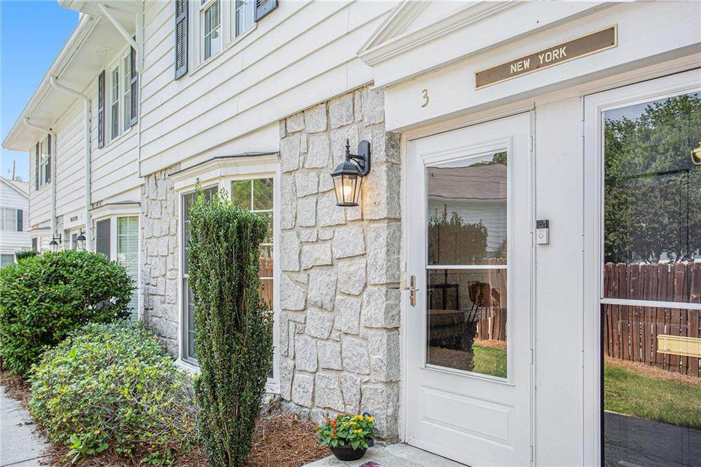 136 Peachtree Memorial Drive - Photo 1