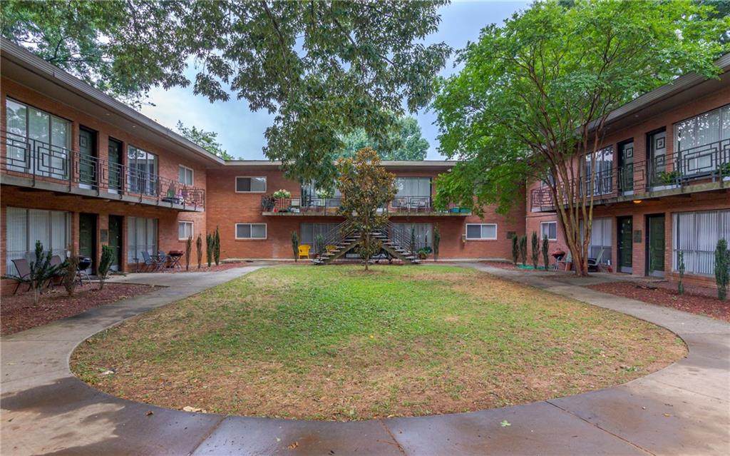 1135 Woodland Avenue - Photo 1