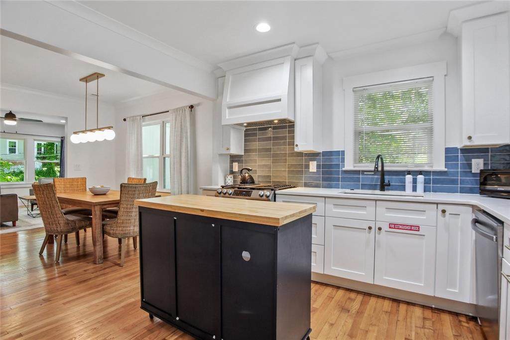 761 Palatine Avenue - Photo 1