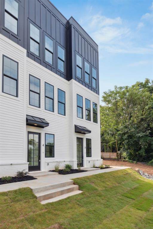 761 Fraser Street - Photo 1
