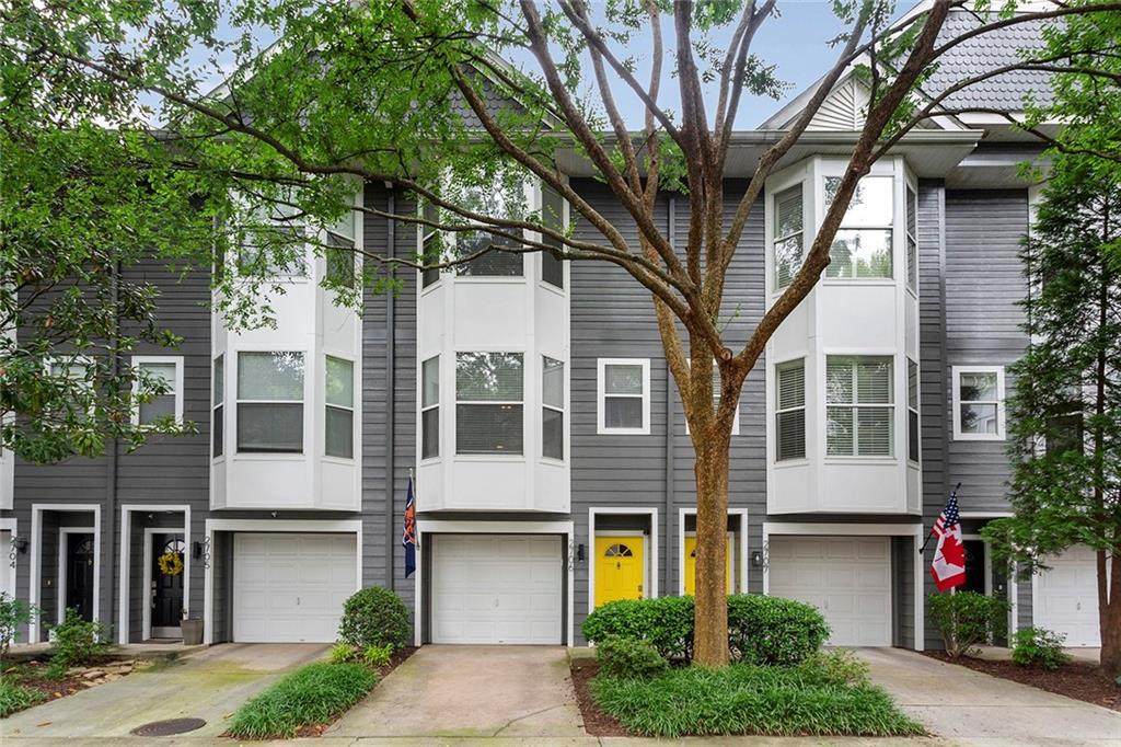 951 Glenwood Avenue - Photo 1