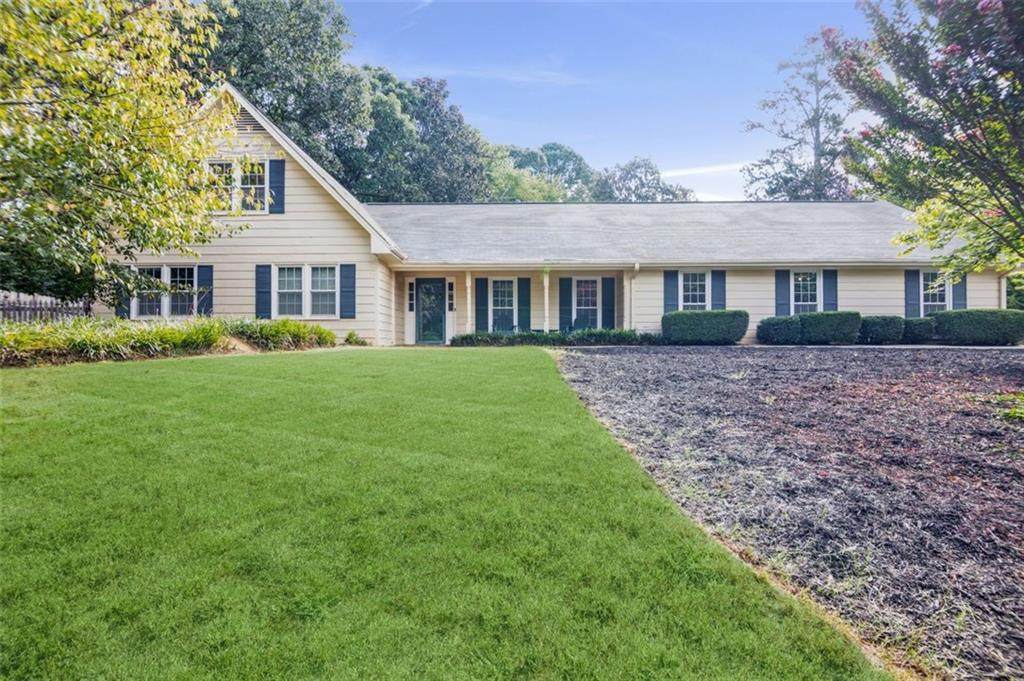 985 Finnsbury Drive - Photo 1