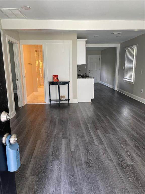 123 Dahlia Avenue - Photo 1