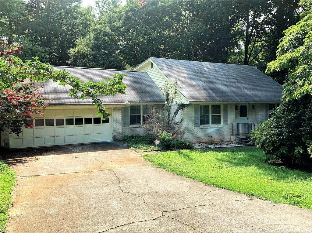 439 Wayward Wind Drive - Photo 1